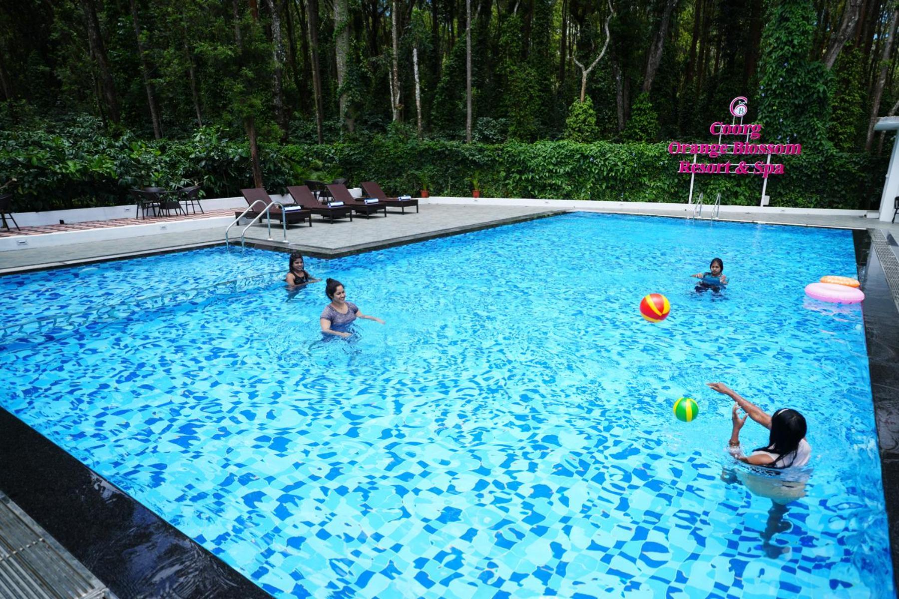 Coorg Orange Blossom Resort And Spa Suntikoppa Exterior photo